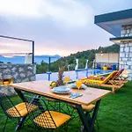 Villa Ay Isigi Kalkan *