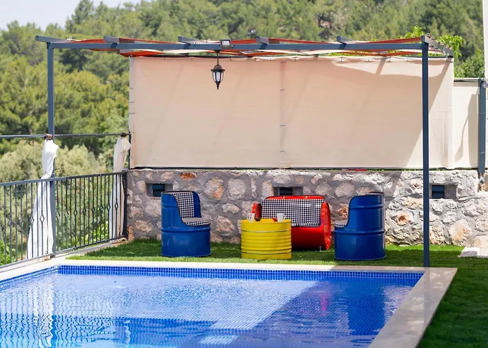 Ay Isigi Kalkan 卡斯